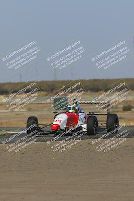 media/Oct-29-2022-CalClub SCCA (Sat) [[e05833b2e9]]/Race Group 2/Qualifying (Sweeper)/